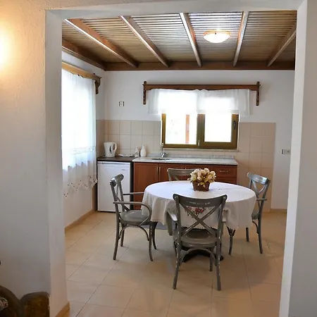 Sundial Hotel & Restaurant Szálloda