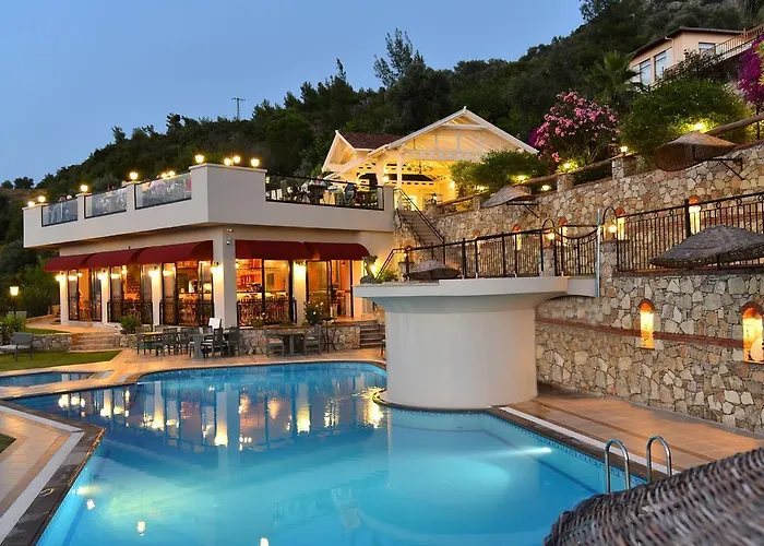 Отель Sundial Hotel & Restaurant *