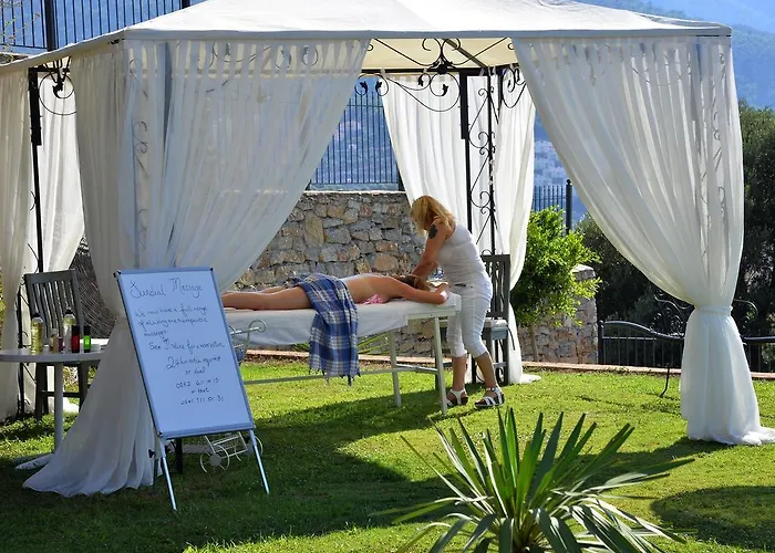 Sundial Hotel & Restaurant Hotel