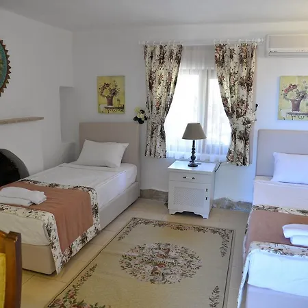 日晷餐厅酒店 费特希耶