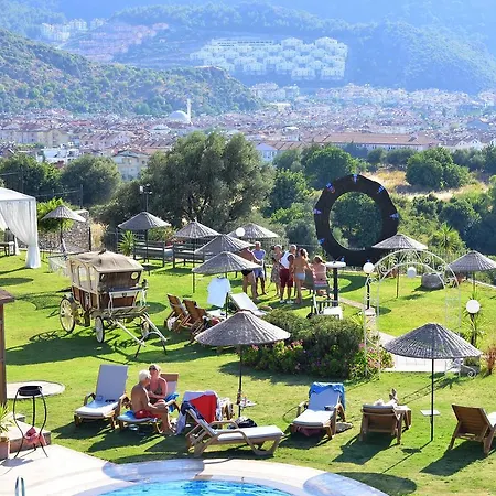 Sundial Hotel & Restaurant *