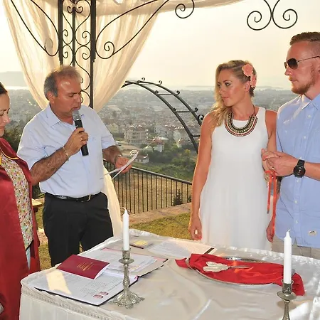 日晷餐厅酒店 酒店 费特希耶