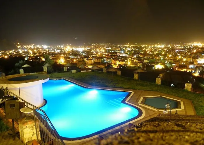 Sundial Hotel & Restaurant ホテル