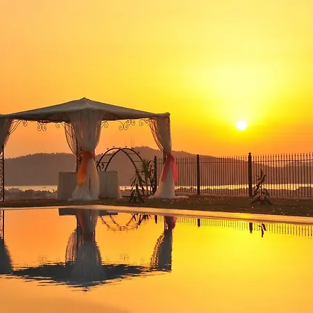 Hotel Sundial Hotel & Restaurant Fethiye