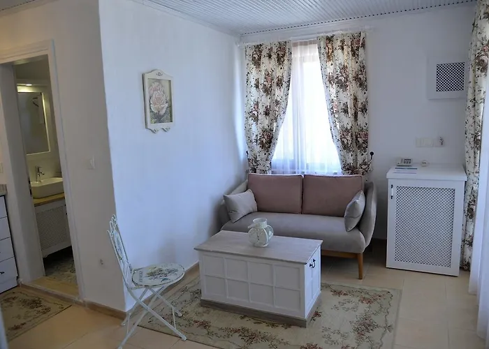 Otel Sundial Hotel & Restaurant *