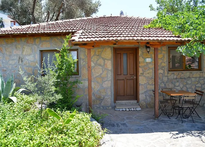 Sundial Hotel & Restaurant Otel *