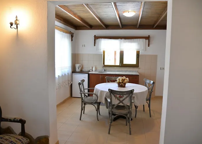 Sundial Hotel & Restaurant Otel