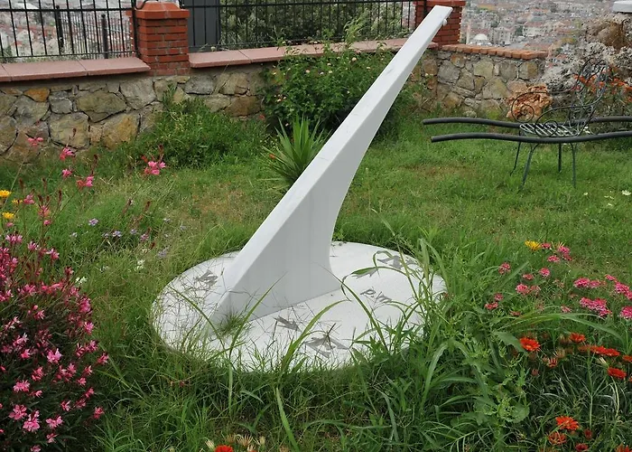 Otel Sundial Hotel & Restaurant *